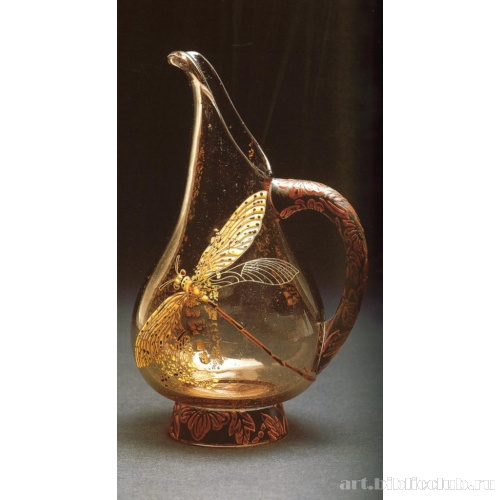 Кувшин со стрекозой