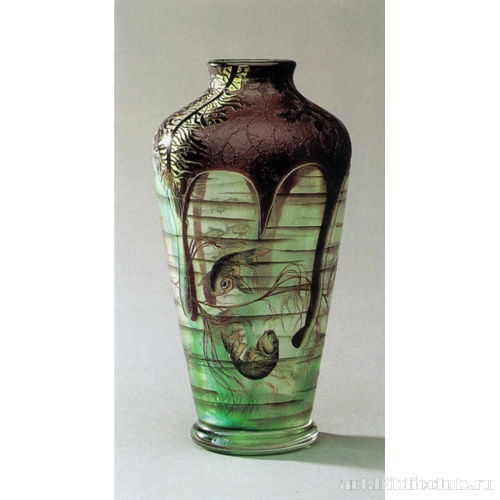 Ваза с рыбой