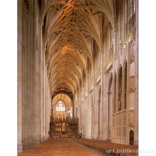 Интерьер центрального нефа, юго-восточный вид