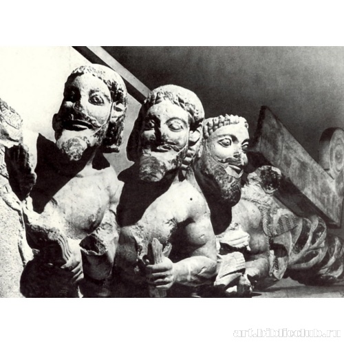 Тритопатор. Деталь восточного фронтона первого Гекатомпедона на Афинском Акрополе