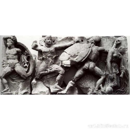 Битва с амазонками: фриз храма в Бассе