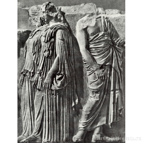 Девушки и старец. Деталь восточного фриза Парфенона