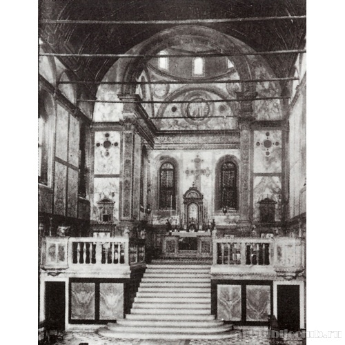 Интерьер церкви Санта Мария деи Мираколи