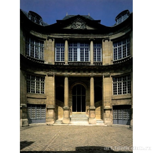 Отель Ламбер. Фасад