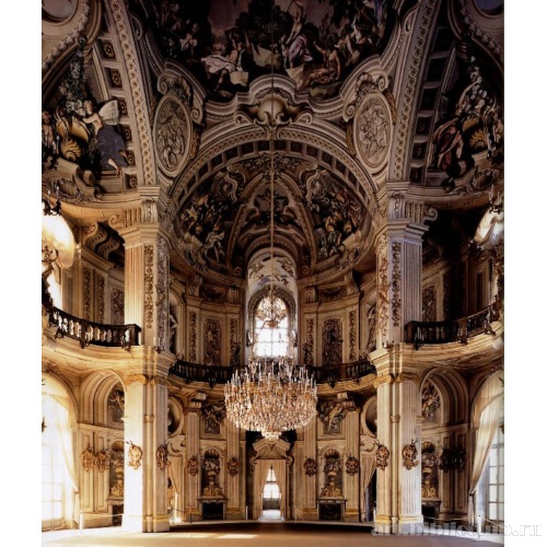 Замок Ступиниджи. Большой зал