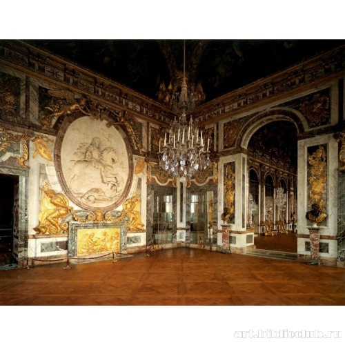 Дворец. Салон войны