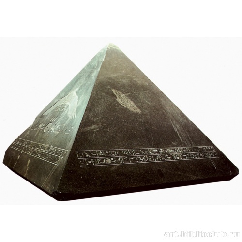 Пирамидион Аменемхета III