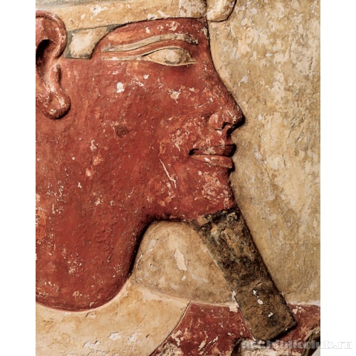 Фрагмент рельефа с изображением головы царя