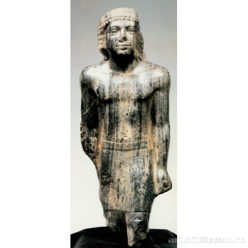 Статуя мужчины