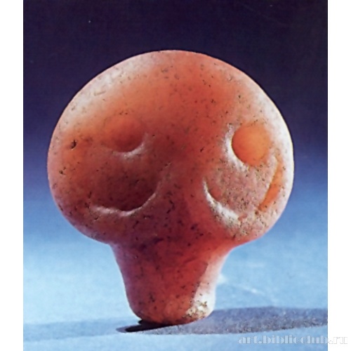 Амулет в виде головы быка