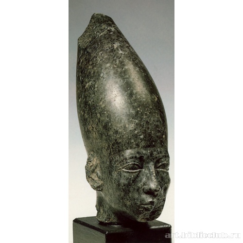 Голова статуи Аменемхета III