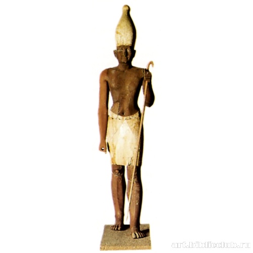 Статуя Сенусерта I в Белом венце Верхнего Египта