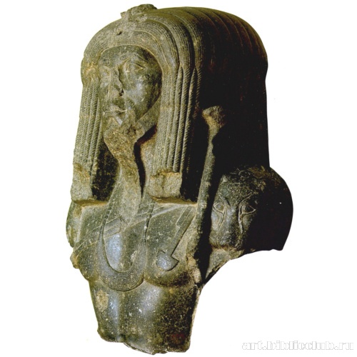 Фрагмент «жреческой» статуи Аменемхета III