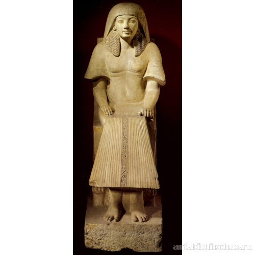 Статуя Майа