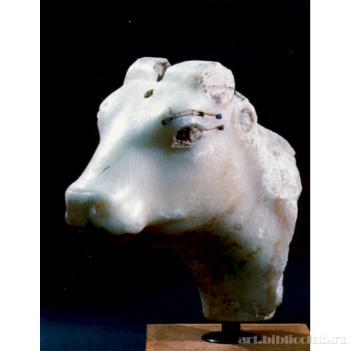 Голова культовой статуи богини Хатхор