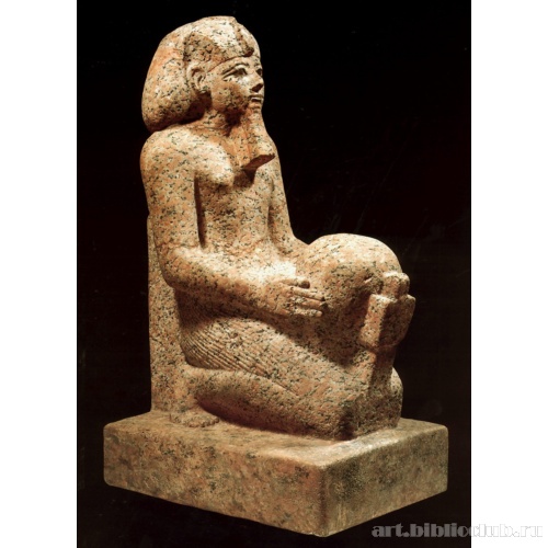 Статуя коленопреклоненной Хатшепсут