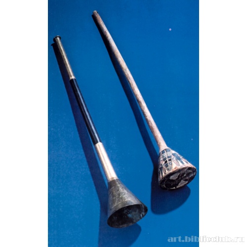 Гробница Тутанхамона: труба и «пробка» для ее хранения