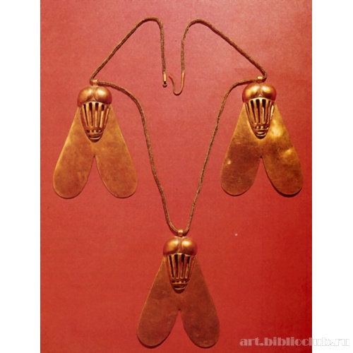 Украшения царицы Ах-хотеп: цепь и подвески в виде мух