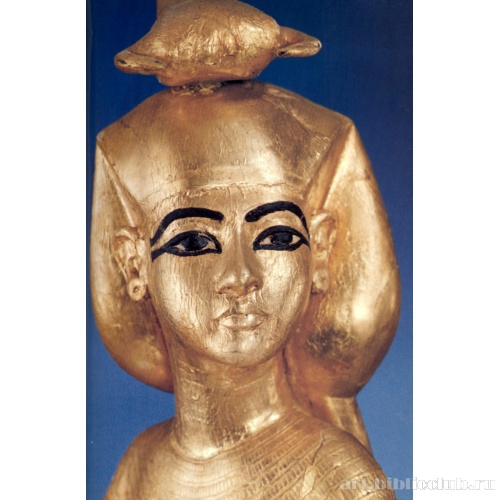 Гробница Тутанхамона: голова богини Селкет (деталь статуи)