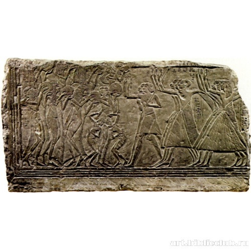 Рельеф из частной гробницы с изображением танцующих