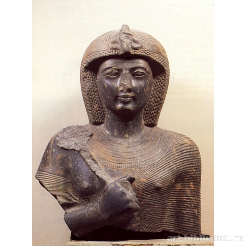 Фрагмент сидящей статуи Рамсеса II