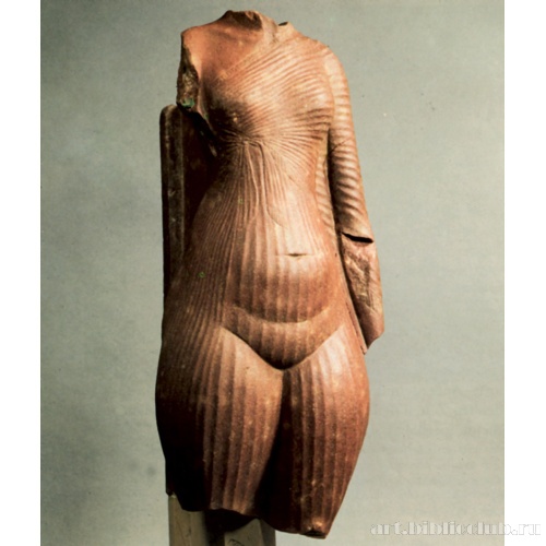 Фрагмент статуи Нефертити