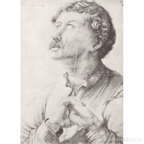 Мужчина с усами и сцепленными кистями рук