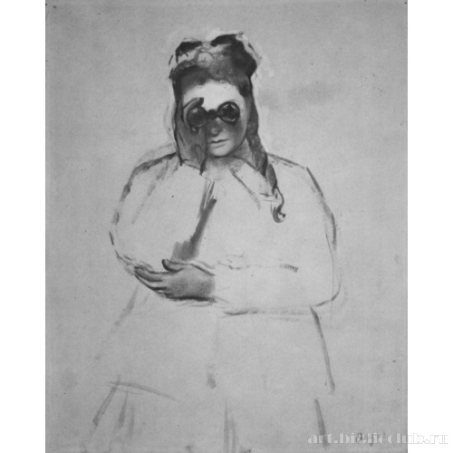 Дама с полевым биноклем