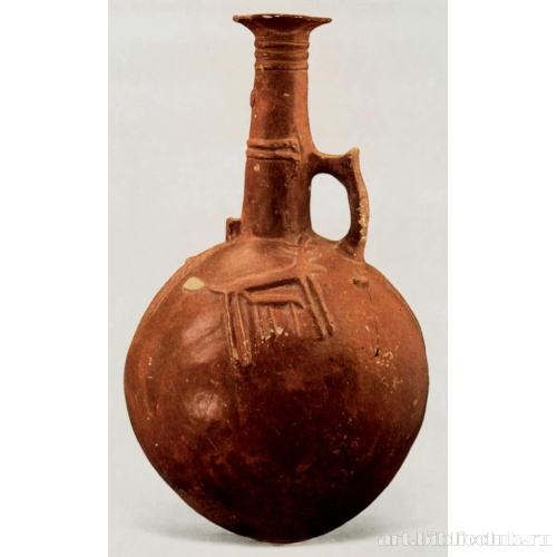 Кувшин с изображением оленей