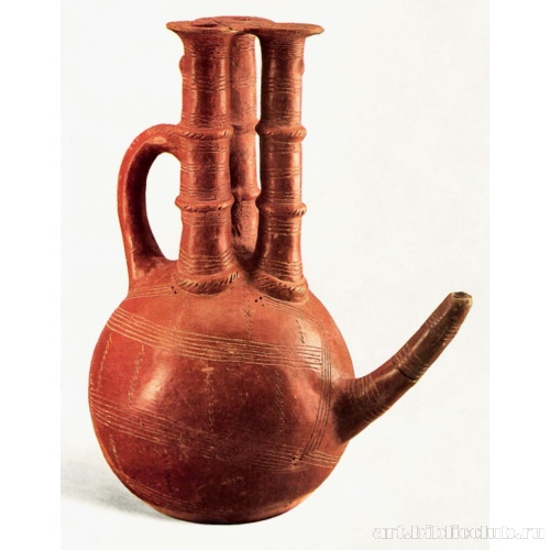 Кувшин с тремя горлами