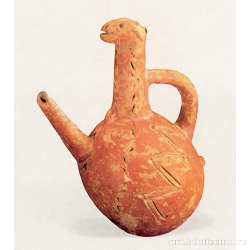 Кувшин с горлом, увенчанным головой животного