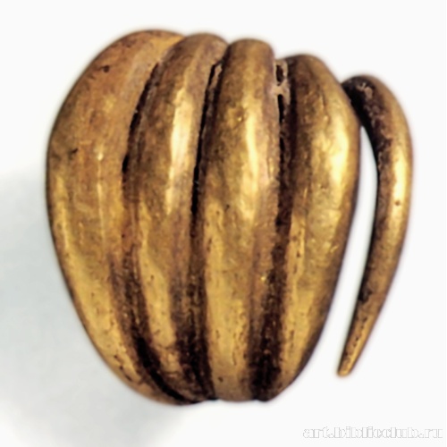 Височное кольцо четырехдольчатое. Клад А