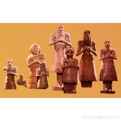 Статуэтки адорантов