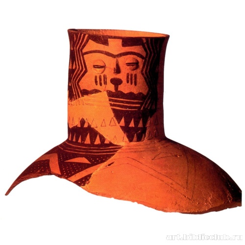 Горлышко кувшина с изображением женского лица