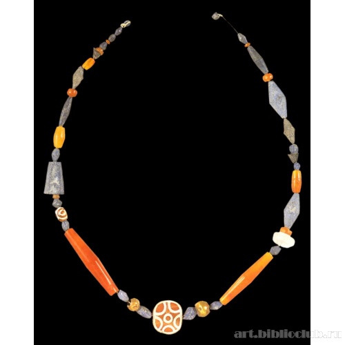 Ожерелье из сердолика и лазурита из Месопотамии