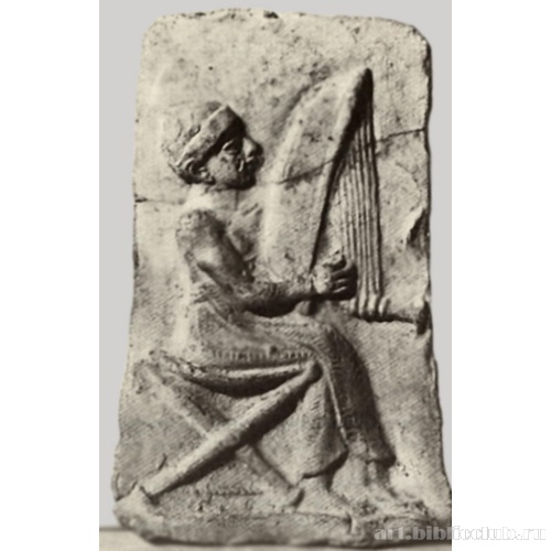 Музыкант. Рельеф