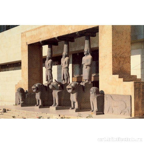 Фасад дворца-храма Капары в Телль-Халафе