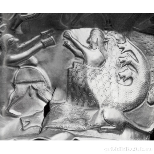 Золотой кубок из Насанлу