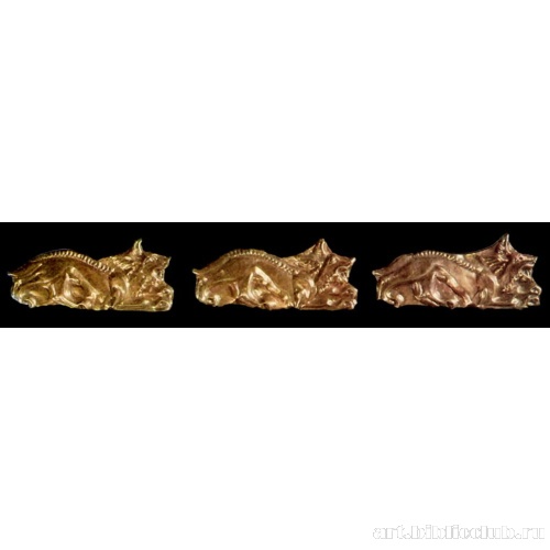 Бляшки накладные в виде фигуры собаки. Украшение колчана