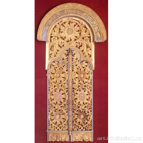 Царские врата с сенью и коруной