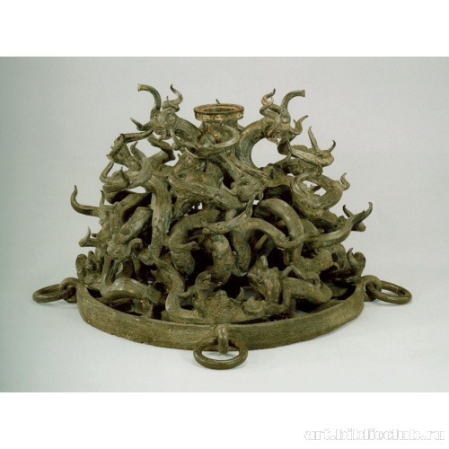 Фигурная подставка под барабан