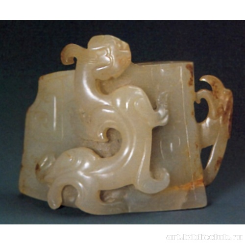 Декоративная накладка на ножны с изображением змеи и феникса