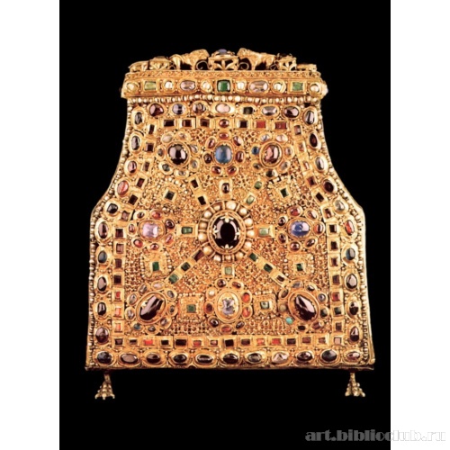 Золотой реликварий, содержащий зуб Иоанна Крестителя