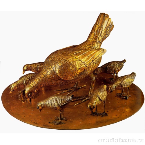 Скульптурная группа «Курица с семью цыплятами»