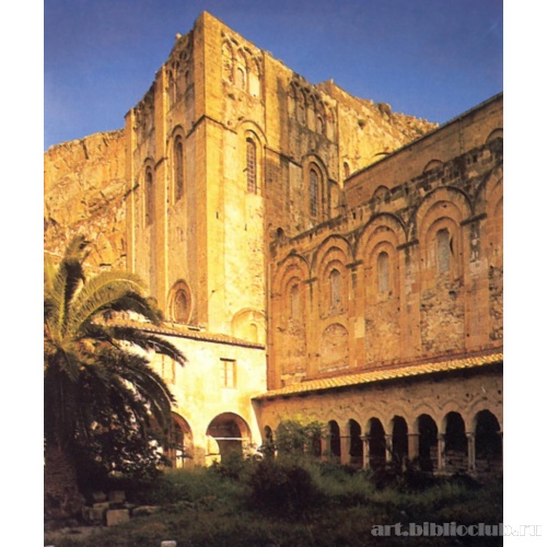 Собор в Чефалу. Галерея клуатра