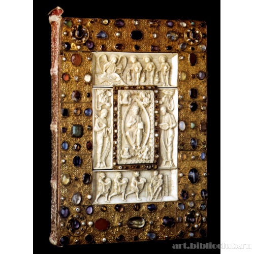 Оклад Евангелия из церкви св. Эгидия
