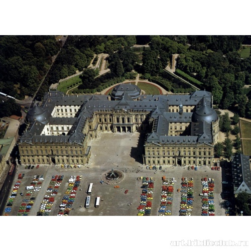 Резиденция епископа, общий вид сверху