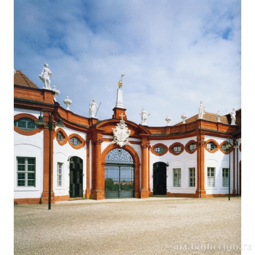 Оранжерея при дворце Зеехоф