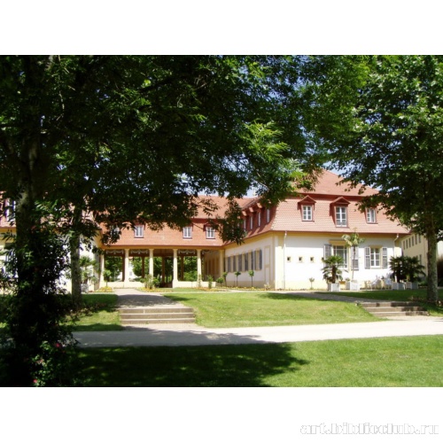 Павильон над источником