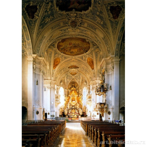 Паломническая церковь Св. Троицы. Интерьер